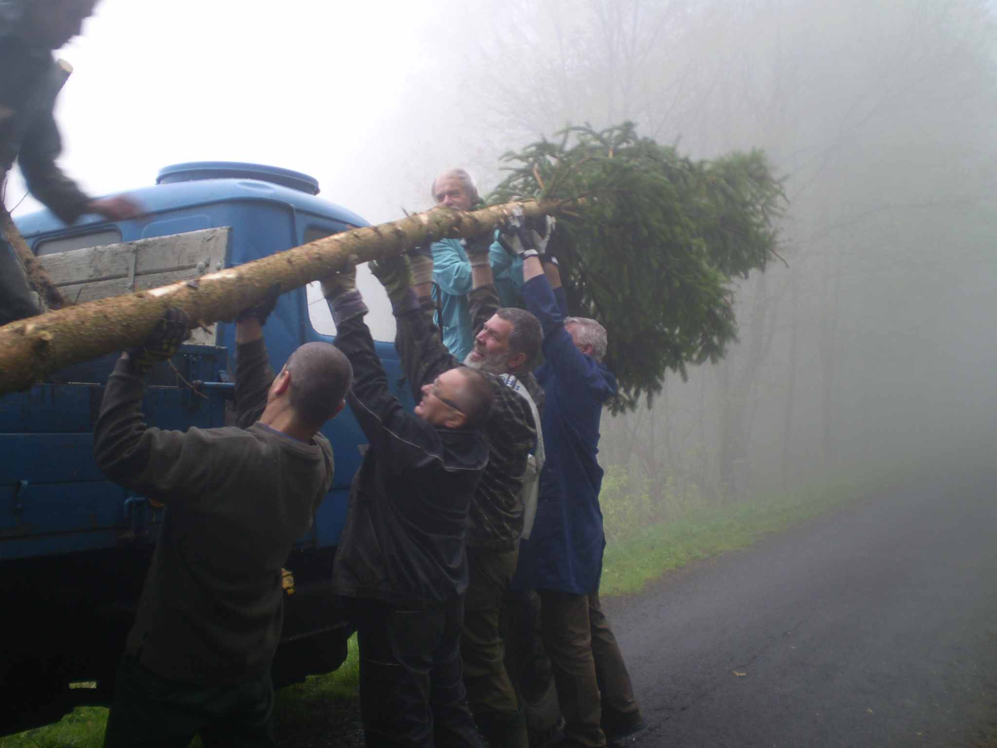 1. maj 2014staveni majky 017